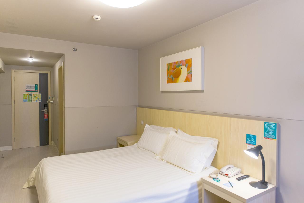 Jingjiang Inn Shanghai Hutai Road ภายนอก รูปภาพ