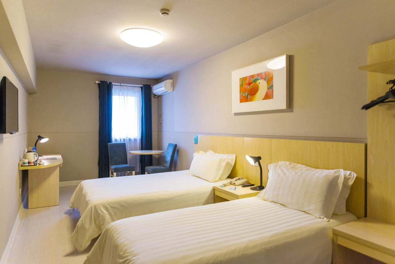 Jingjiang Inn Shanghai Hutai Road ภายนอก รูปภาพ