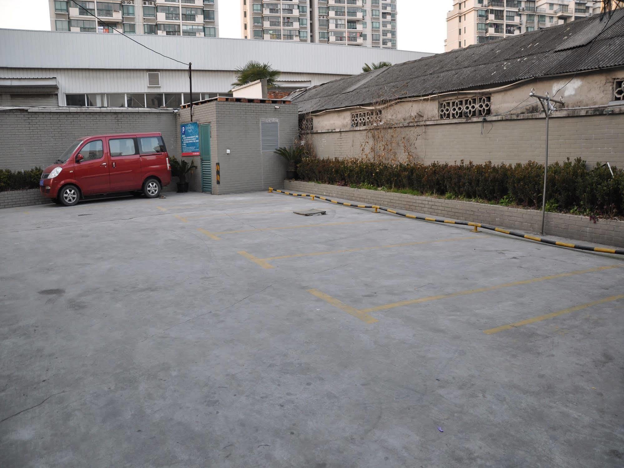 Jingjiang Inn Shanghai Hutai Road ภายนอก รูปภาพ